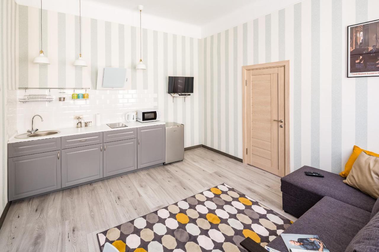 #1 Apartment Lviv Exteriör bild
